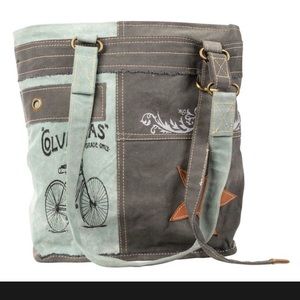 Clea Ray - Grey & Aqua Columbias
Canvas Tote